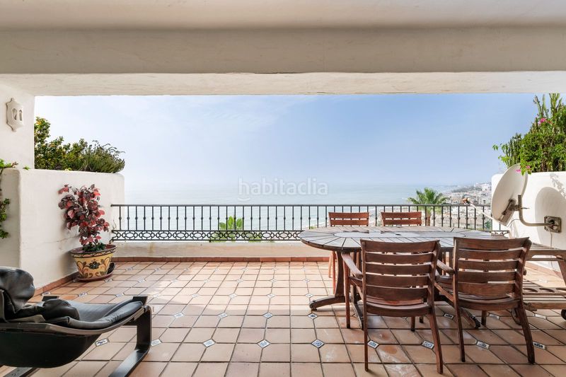 Foto 4982f7c8-286e-43c9-96e5-7a47d323c940. Apartament amb aparcament piscina a El Bajondillo Torremolinos