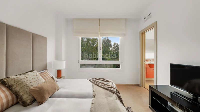 Foto 90488f57-9d73-4c58-a3f3-973e7ff58345. Casa adosada en Nagüeles Alto Marbella