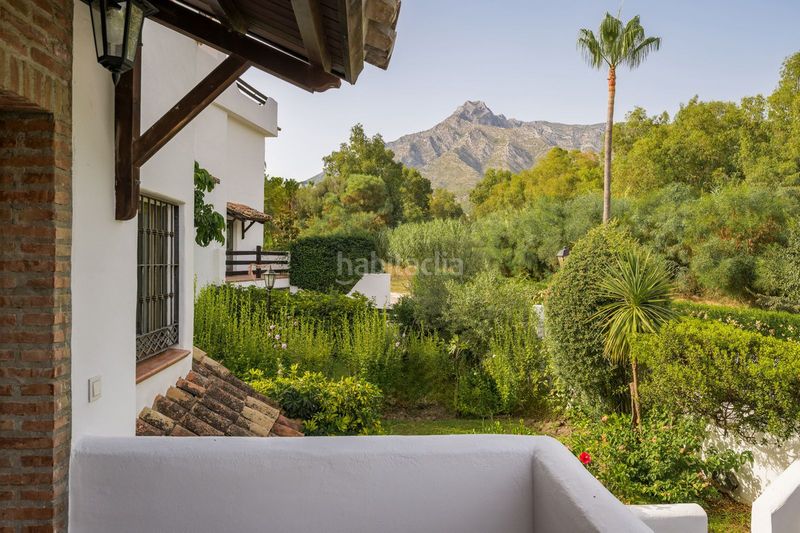 Foto 58f4d730-5284-41b4-93d6-c9c017479e2f. Casa adossada amb aparcament piscina a Nagüeles Alto Marbella
