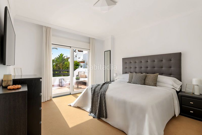 Foto 67e22f3c-45b8-41a6-a1f0-6992d0bbf725. Casa adossada amb aparcament piscina a Nagüeles Alto Marbella