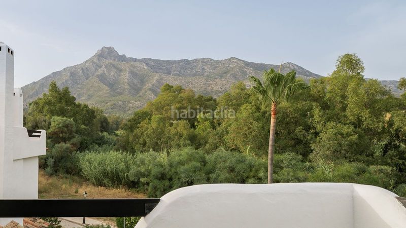 Foto b18b329a-8583-4704-86b8-599a81d8ed54. Casa adossada amb aparcament piscina a Nagüeles Alto Marbella