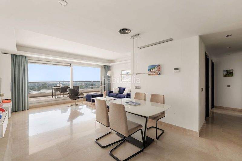 Foto a4465a2d-3996-4746-9a22-8ac53c29e9fb. Apartament amb aparcament piscina a los arqueros - puerto del almendro Benahavís