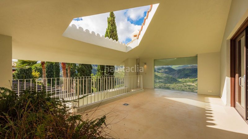 Foto b7f95843-80ab-42e9-99b4-68d93fb695a1. Chalet en La Zagaleta Benahavís