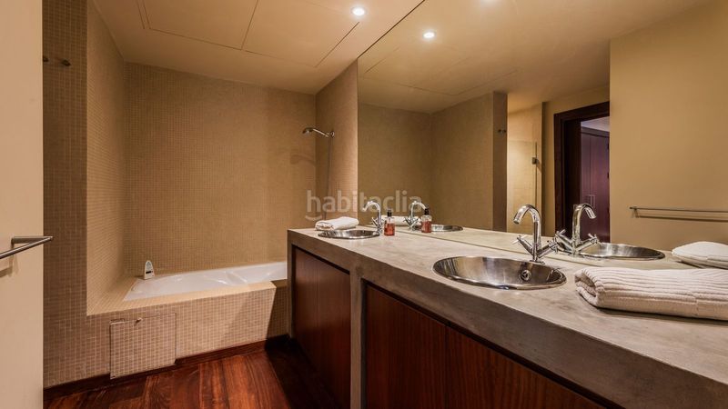 Foto ebf0f82e-e6c1-4303-9d67-811f9c865d98. Xalet amb aparcament piscina a La Zagaleta Benahavís