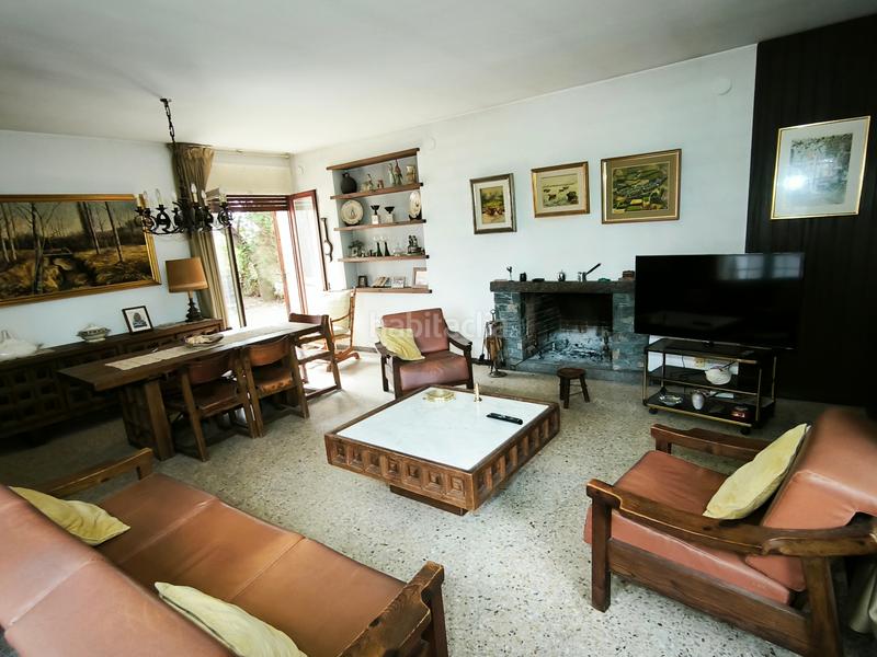 Foto 1d3b8b59-aa06-48e4-94fe-3953555eca3b. Masía casa rustica cerca de servicios en lliça d'amunt 395.000€ en Lliçà d´Amunt
