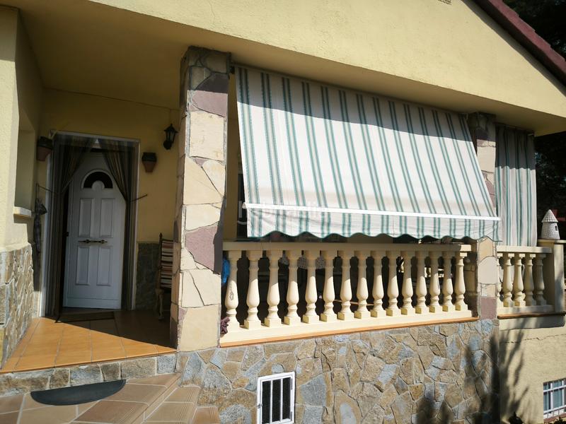 Foto 99829b1f-4734-4506-a229-178b3510bfc4. Haus mit kamin heizung parking in Lliçà d´Amunt