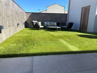 Casa aparellada a Plaça Catalunya