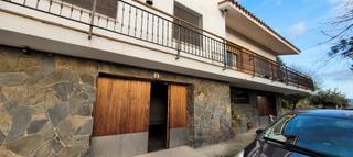 Xalet  Carrer montnegre. Chalet en venta