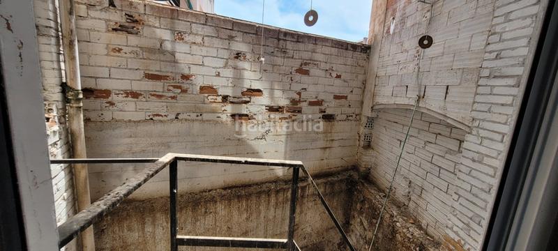 Foto 11449d78-b9c2-4839-82cb-b13f2b0676de. Lloguer local comercial a Llatí Santa Coloma de Gramenet