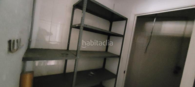 Foto a8e59b8c-a05f-4337-8247-66af3e23935d. Lloguer local comercial a Llatí Santa Coloma de Gramenet