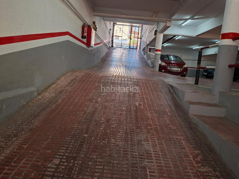 Foto 629034dd-100e-41ba-8743-997f49d6e8c3. Autoparkplatz in carrer d'alella 30 in Llatí Santa Coloma de Gramenet