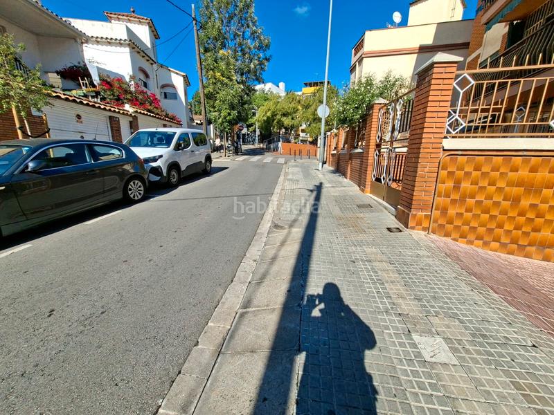 Foto e412a40c-23ae-4143-af3c-f304847c704e. Autoparkplatz in carrer d'alella 30 in Llatí Santa Coloma de Gramenet