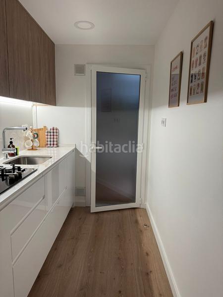 Foto 40f997ec-3e84-46cd-8ac1-a0dc8adf1238. Planta baixa amb calefacció a Llatí Santa Coloma de Gramenet