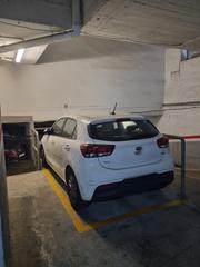 Posto auto  Carrer de la circumval-lació. Plaza de parking en venta