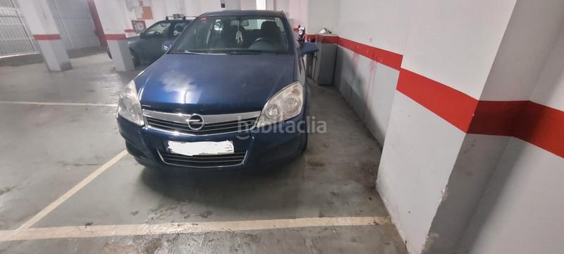 Foto b29f60b8-f804-4eb6-b629-6611a55311bb. Posto auto in Llatí Santa Coloma de Gramenet