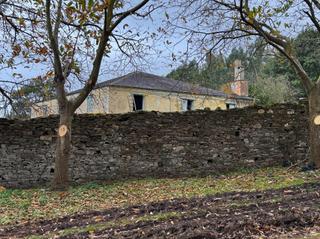 Casa  Da campana - a devesa. Casa con finca en ribadeo
