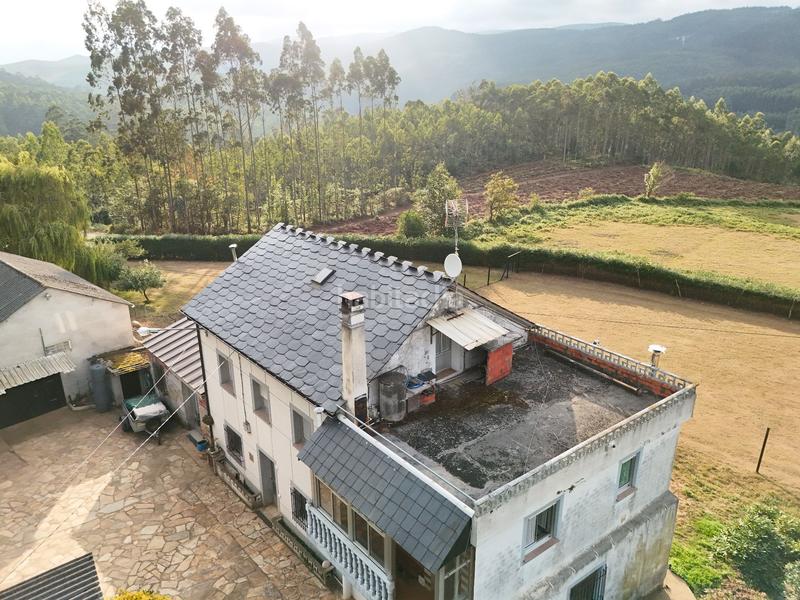 Foto 9d2dbe5e-eb2d-4976-920f-30536e431fa8. Casa a Foz