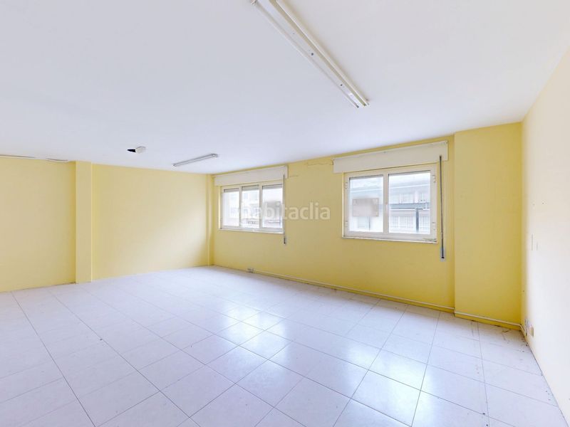 Foto 543ca621-3b2c-4167-99a1-9091a920f0d2. Local comercial a Foz