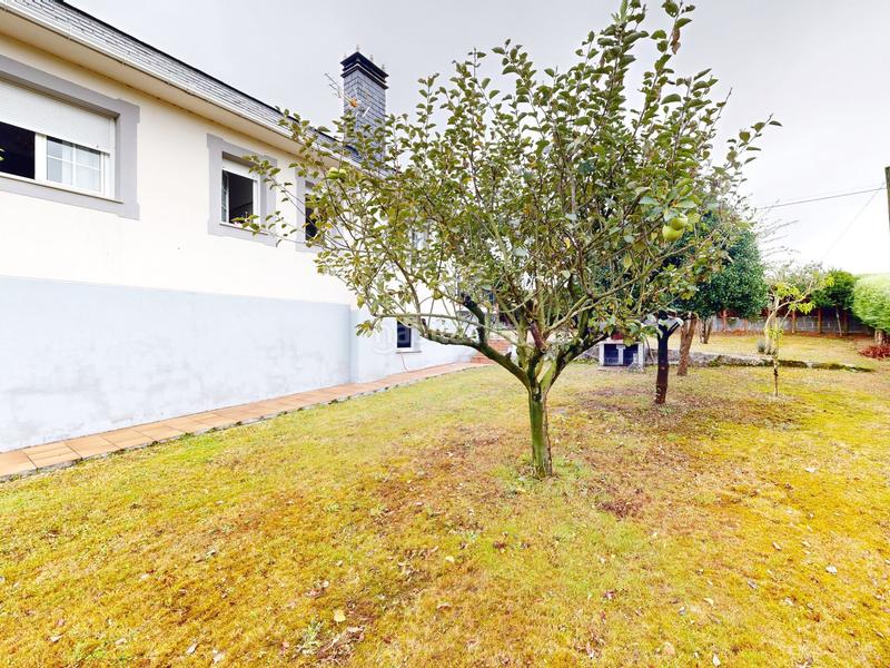 Foto c4ab7127-9494-4df8-bc7c-45d5662f2253. Casa  con finca en Alfoz