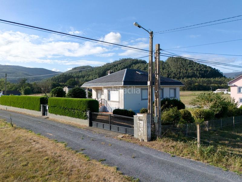 Foto dda80f8a-9dea-431a-b1cb-cda7a541d6c5. Casa  con finca en Alfoz