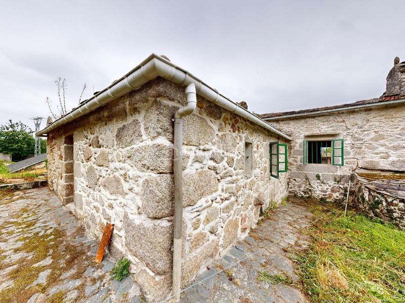 Foto 3e4a5a78-4070-4d77-ae87-af85cd3a3604. Casa a canaledo - bacoi 7 a Alfoz