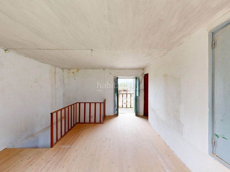 Foto 8cbe3125-ae5a-4466-a978-3d25eaa497d1. Casa a canaledo - bacoi 7 a Alfoz