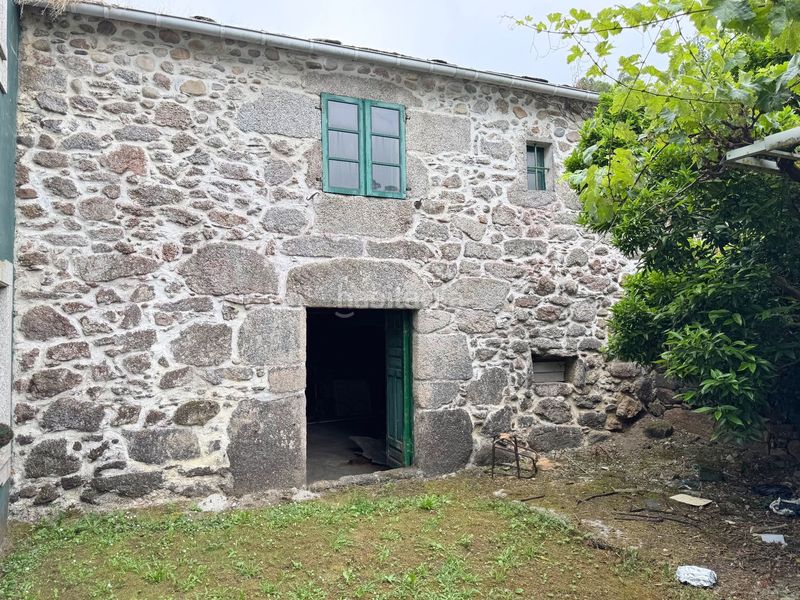 Foto ec5ad009-0861-4d84-89d9-28906a6568db. Casa a canaledo - bacoi 7 a Alfoz