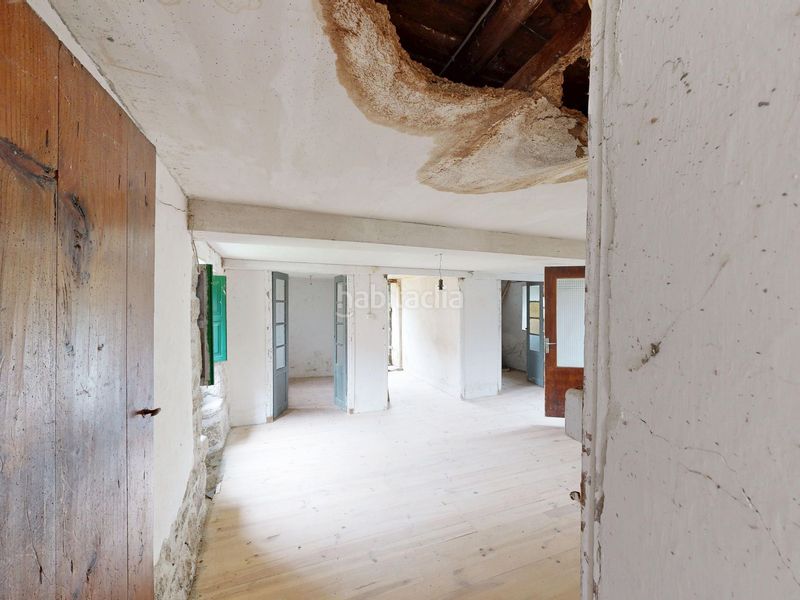 Foto f8ac7615-3bcd-4a1e-9036-d6369394f11c. Casa a canaledo - bacoi 7 a Alfoz