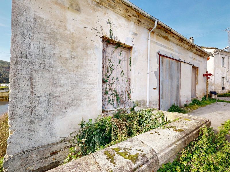 Foto 2ed48f61-870b-44b2-9f50-daf2164fbcb3. Casa a Foz