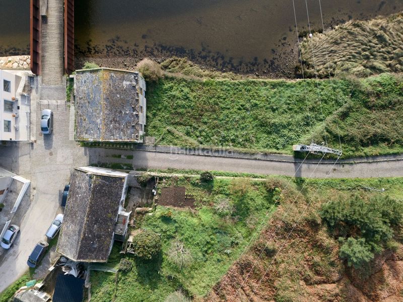 Foto f01caebc-b6fa-495b-8a2d-e7ca1b3537c2. Casa a Foz