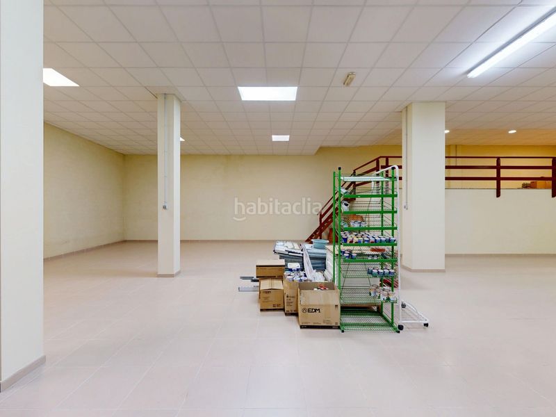 Foto 45cae377-34cd-40ae-adc4-142db1869248. Local comercial a Foz