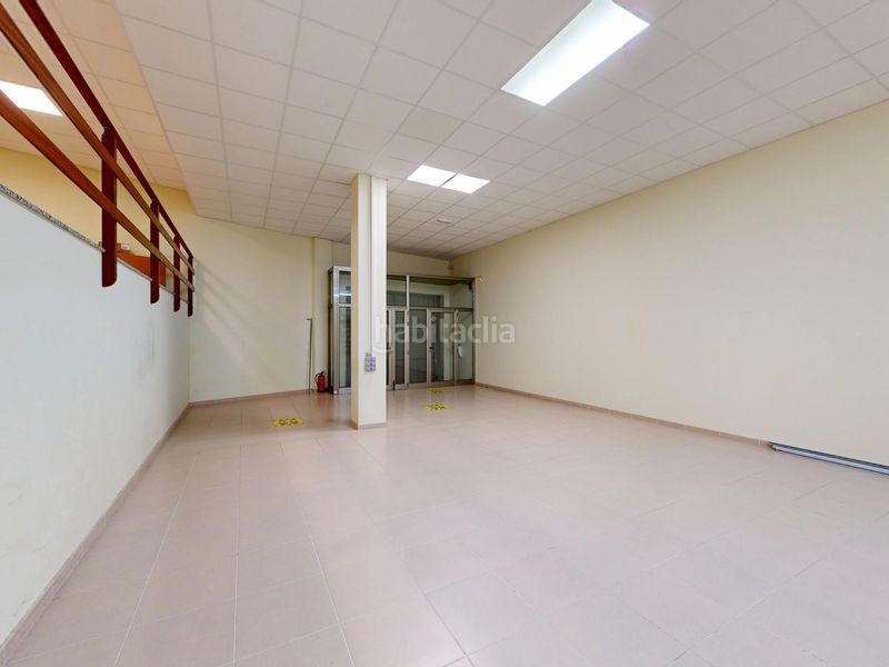 Foto 4ffdab84-a6f8-4fdb-a02e-12494e079219. Local comercial a Foz