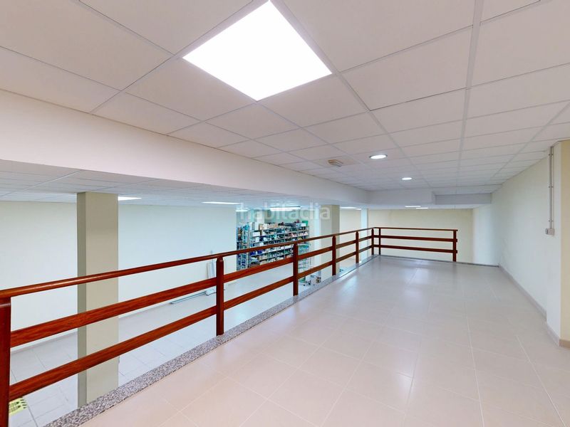 Foto 79bd1960-14ed-4c0f-84f3-5c8b82bb106c. Local comercial a Foz