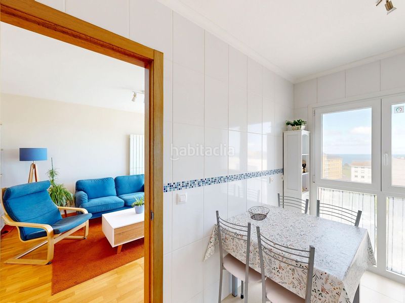 Foto aaee8032-c674-43ca-809b-410673e72fb3. Flat with heating in Foz