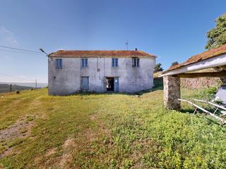 Casa en O caritel - san marti�o 7. Casa de piedra en foz