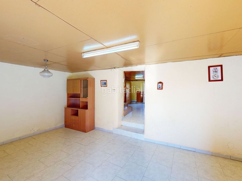 Foto 3a47ec85-aade-4066-b375-9b3ab177399d. Casa a cima de vila - vidal 4 a Trabada