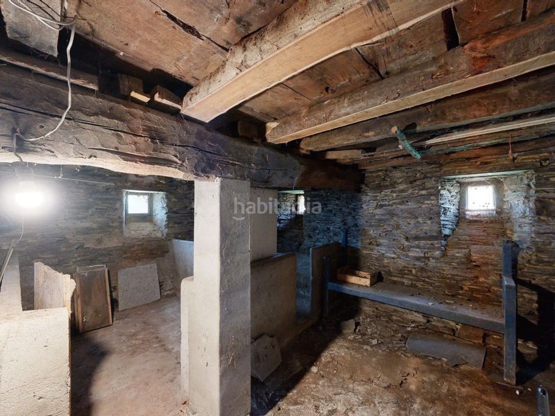 Foto 50f63888-eccb-4a5e-bf32-4501f9126ced. Casa a cima de vila - vidal 4 a Trabada