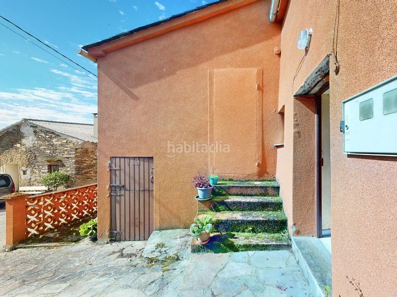 Foto 5897357a-3825-4968-b93a-5e4c67498d9b. Casa a cima de vila - vidal 4 a Trabada