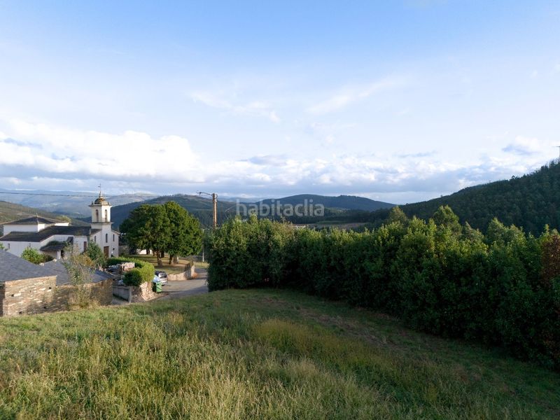 Foto e7f8d0f4-eaa8-4ffe-a248-7de22a84ae71. Casa a cima de vila - vidal 4 a Trabada