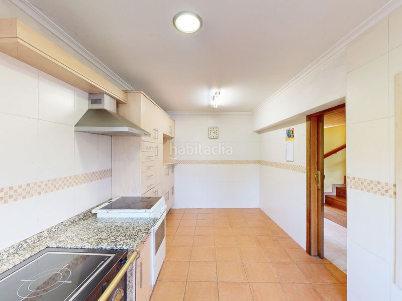 Foto f343e09b-52a7-46f4-9ea0-145ba3943d7d. Casa a cima de vila - vidal 4 a Trabada