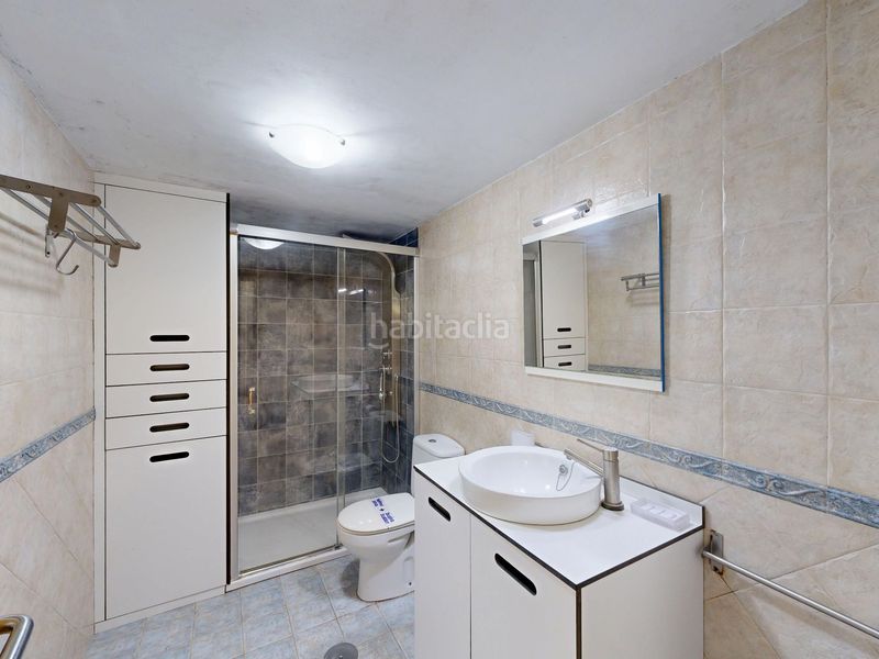 Foto 49485d9f-f4b9-4f23-8cea-60a567b7f772. Casa amb calefacció a Foz