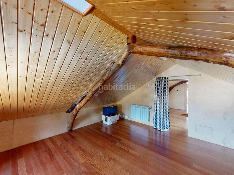 Foto 5031b410-4b39-44b0-ab35-2b9ac6da12ff. Casa amb calefacció a Foz