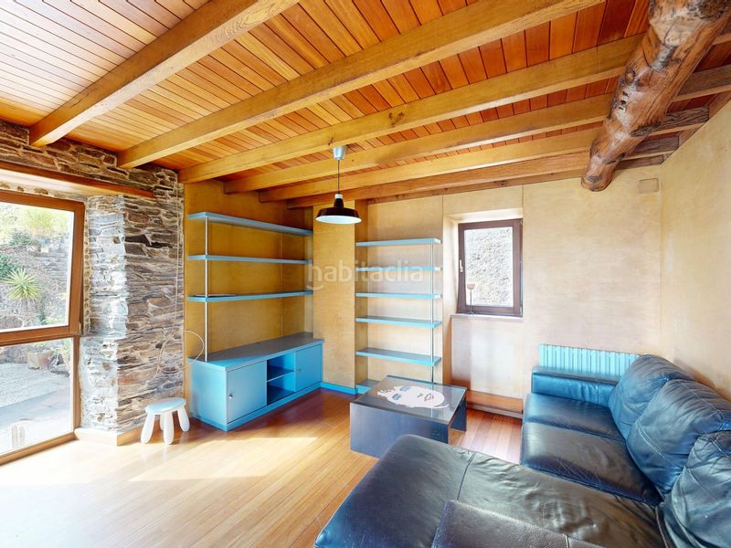 Foto a8d1bee2-b46a-45c7-b368-46e4fd50d02d. Casa amb calefacció a Foz