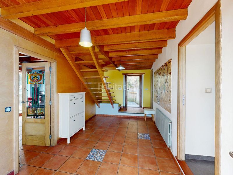 Foto d1c3e674-e21f-4e4f-b3ec-77991390a085. Casa amb calefacció a Foz