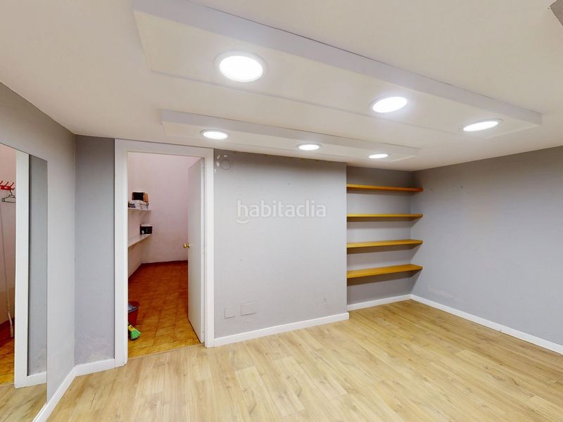 Foto dd328d34-a29f-492d-bcb8-701cf04e15dd. Local comercial  en el centro en Foz