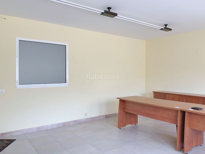 Foto 1134d675-f7aa-4e54-bce7-4ef18a9f655c. Location bureau dans avenida álvaro cunqueiro 54 dans Foz