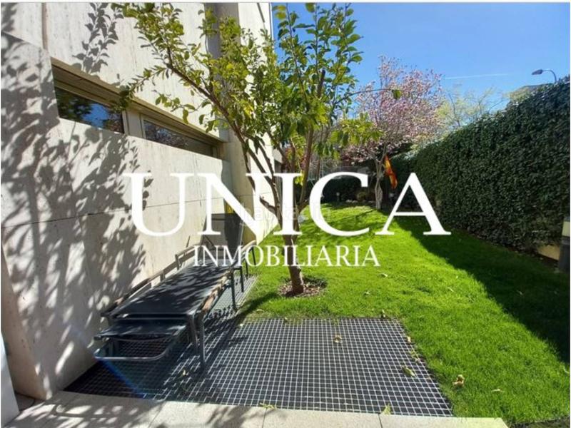 Foto 54c753e5-8be4-46c9-b88a-fa25a77592c0. Appartamento con riscaldamento parcheggio piscina in Madrid