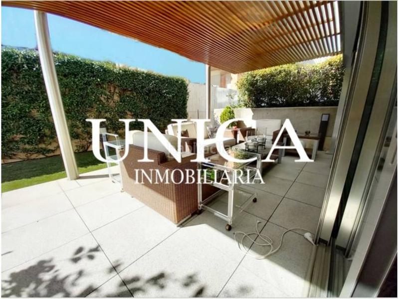 Foto ebaab937-94c7-4a0d-978b-60ba75fccee5. Appartamento con riscaldamento parcheggio piscina in Madrid