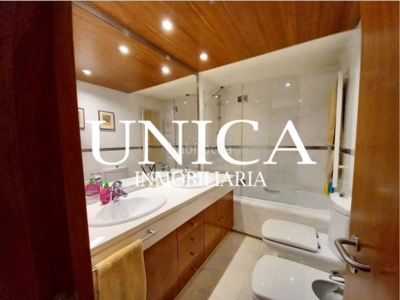 Foto f66759a7-051e-4ee8-b4e7-2cafe794dc2e. Appartamento con riscaldamento parcheggio piscina in Madrid