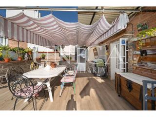 Casa pareada en Ciudad Jardín. Chalet pareado con piscina en chamartin
